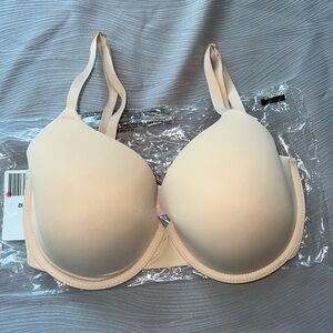 NWT 32DDD VS Pink Bra